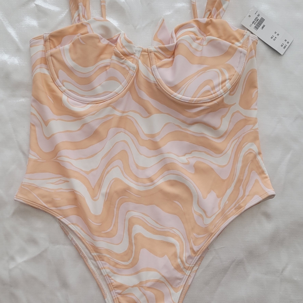 Abercrombie & Fitch Peach and White One Piece Swimsuit